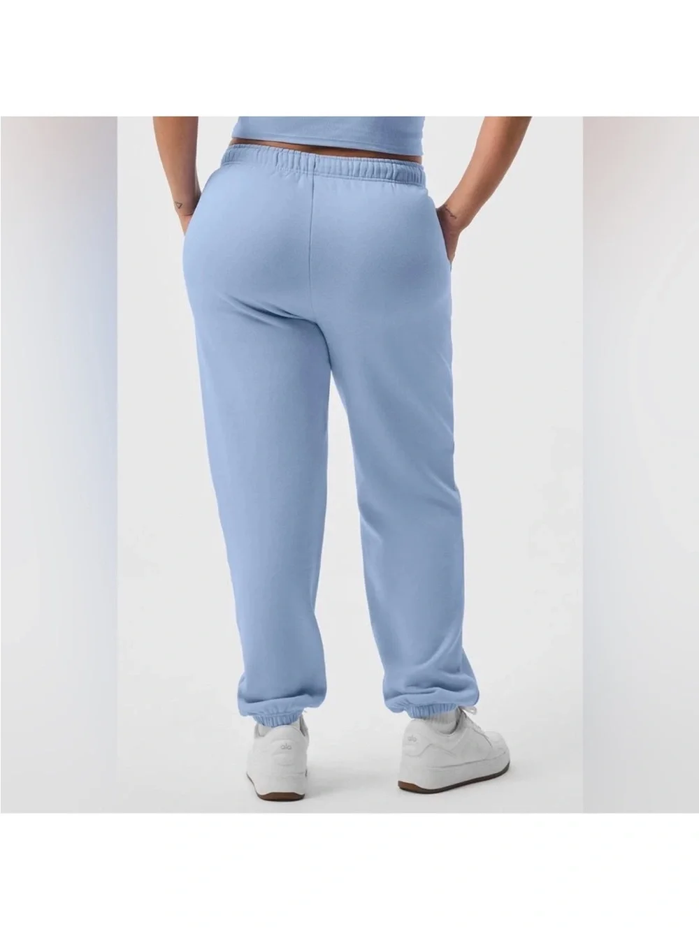 ALO Accolade Sweatpant - Seashell Blue - Small